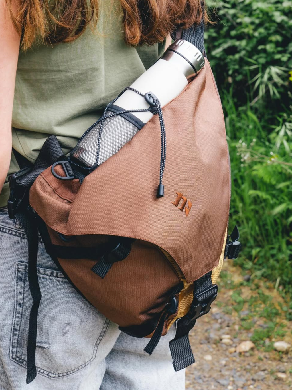 LightTorch - Water-Repellent Lightweight Crossbody Bag
