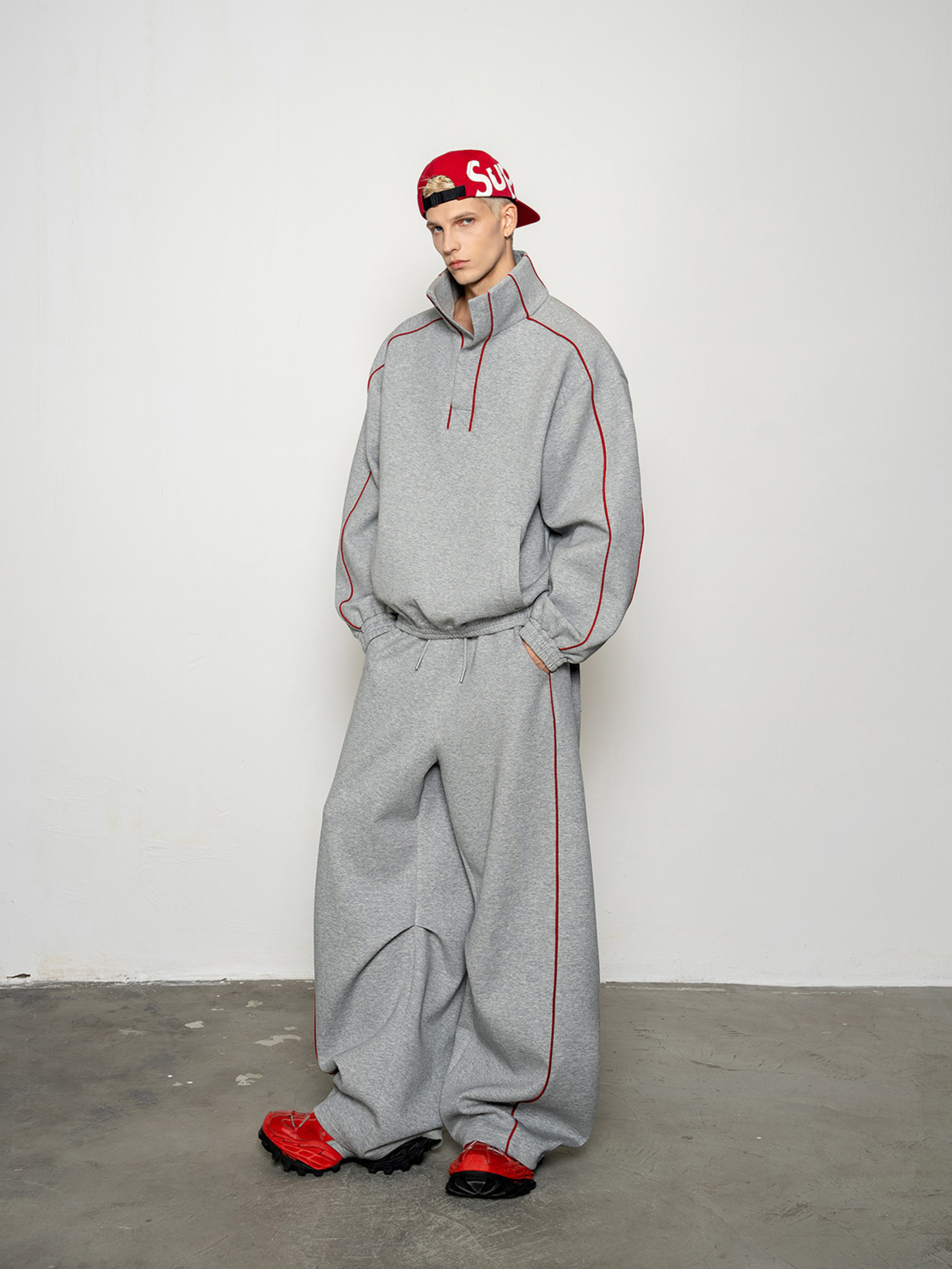 Emberthrone - Men's High-Neck Sweatshirt & Curved-Leg Jogger Set