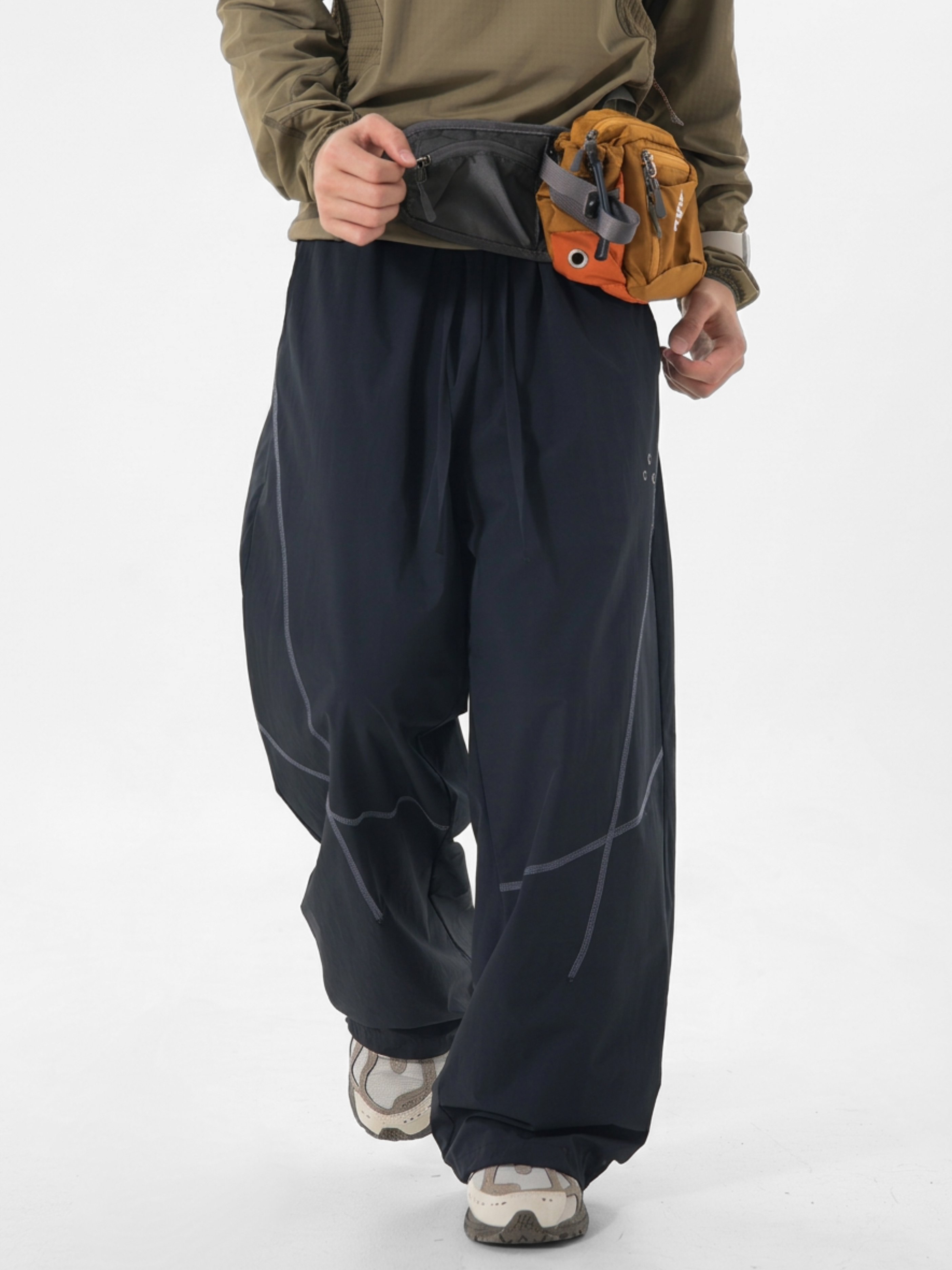 Frostspire - Contrast Cross-Line Adjustable Paratrooper Pants