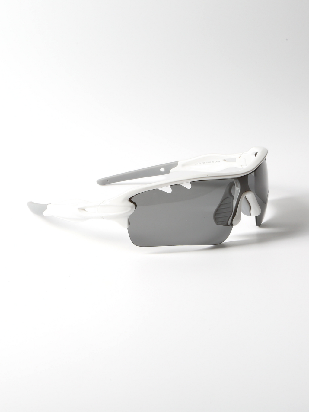 StrideFlow - UV400 Sun Protection Windproof Sports Goggles