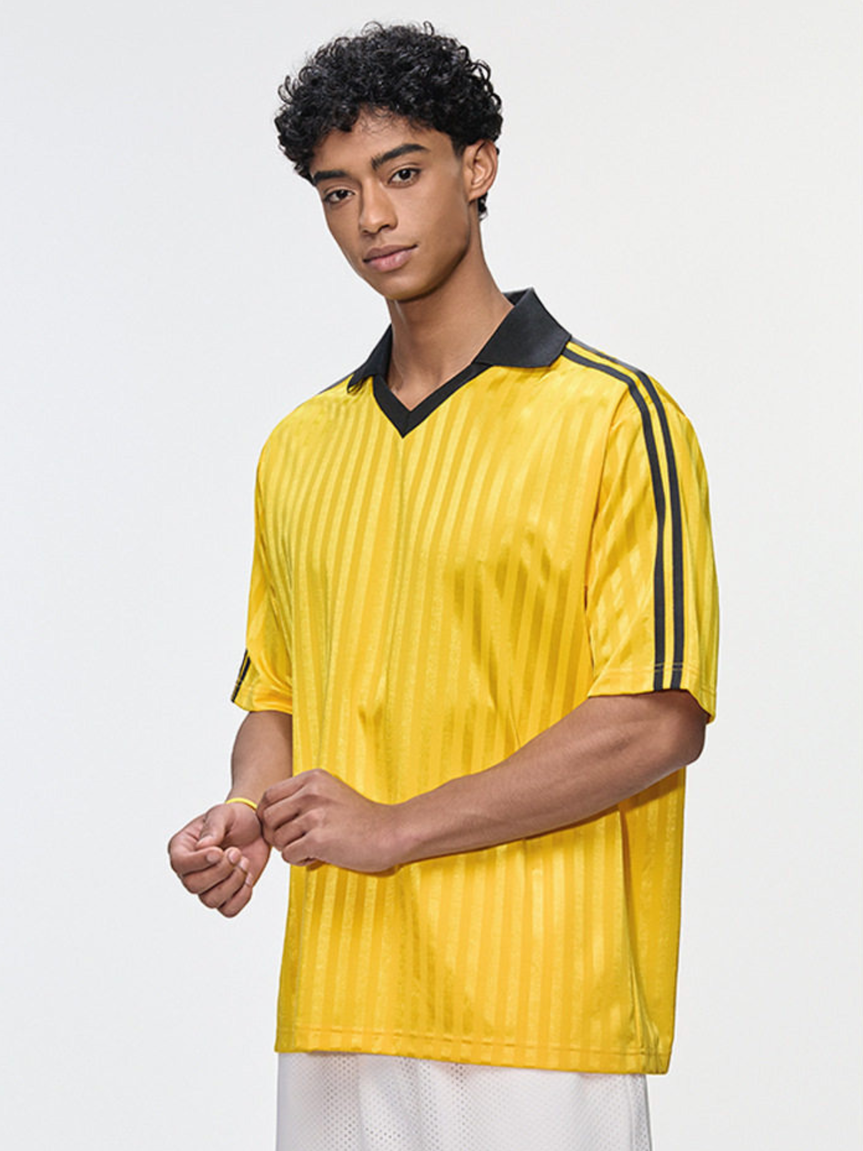 DashFit - Unisex Lightweight Striped V-Neck T-Shirt