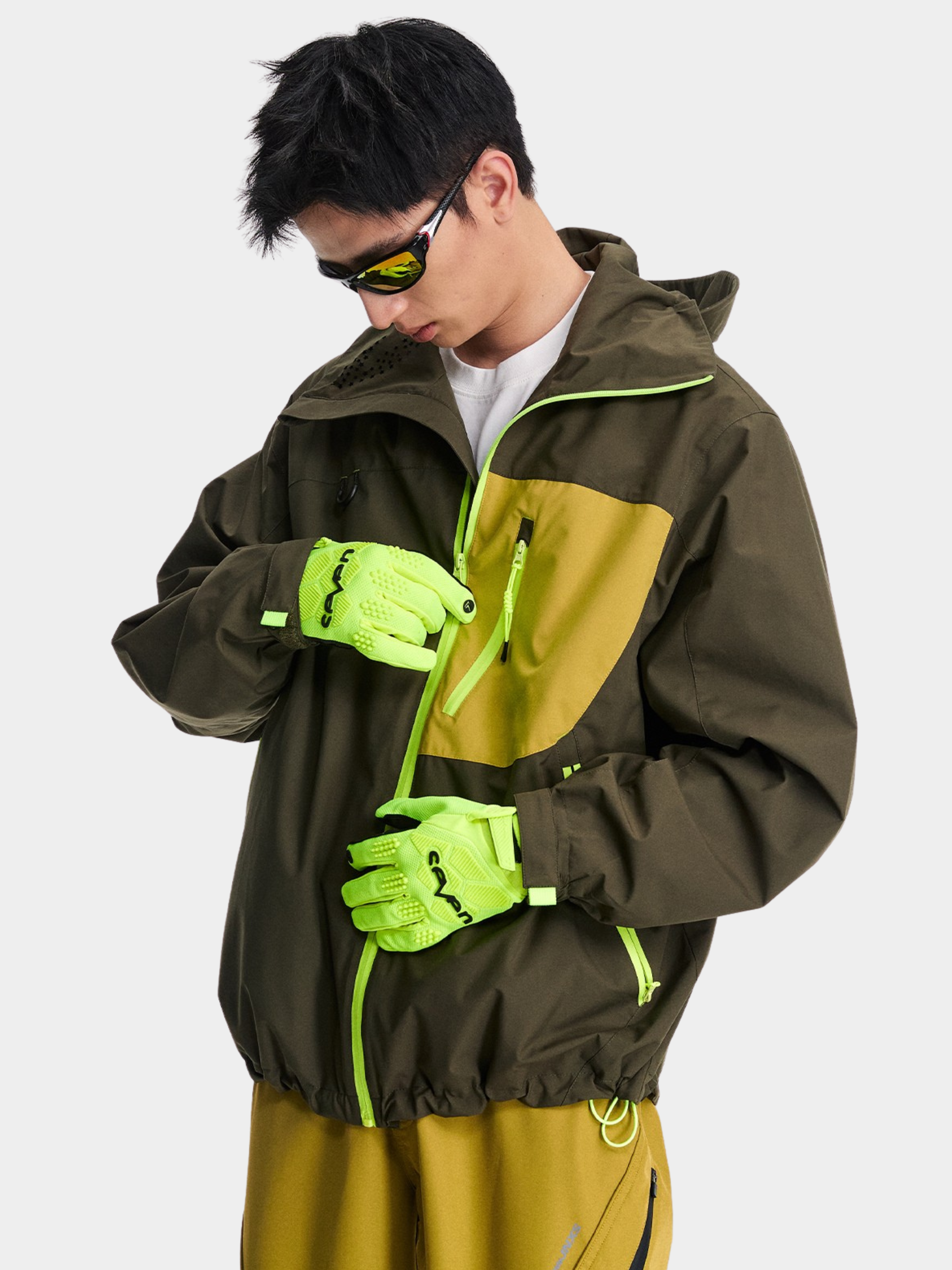 EchoPort - Water-Repellent & Windproof Colorblock Hard Shell Jacket
