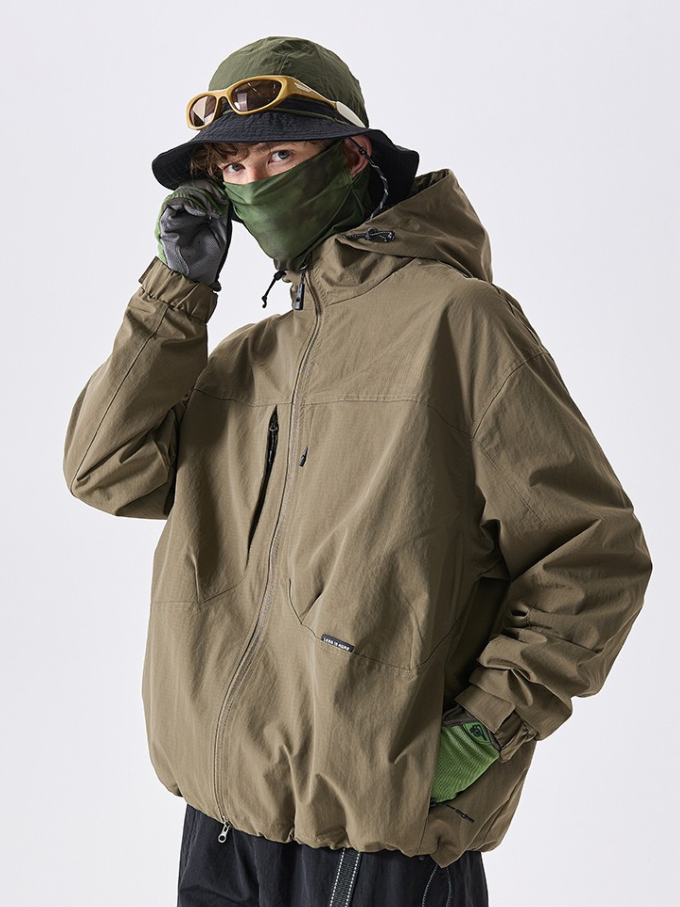 Ravenshade - Men's Water-Repellent Softshell Trekking Jacket