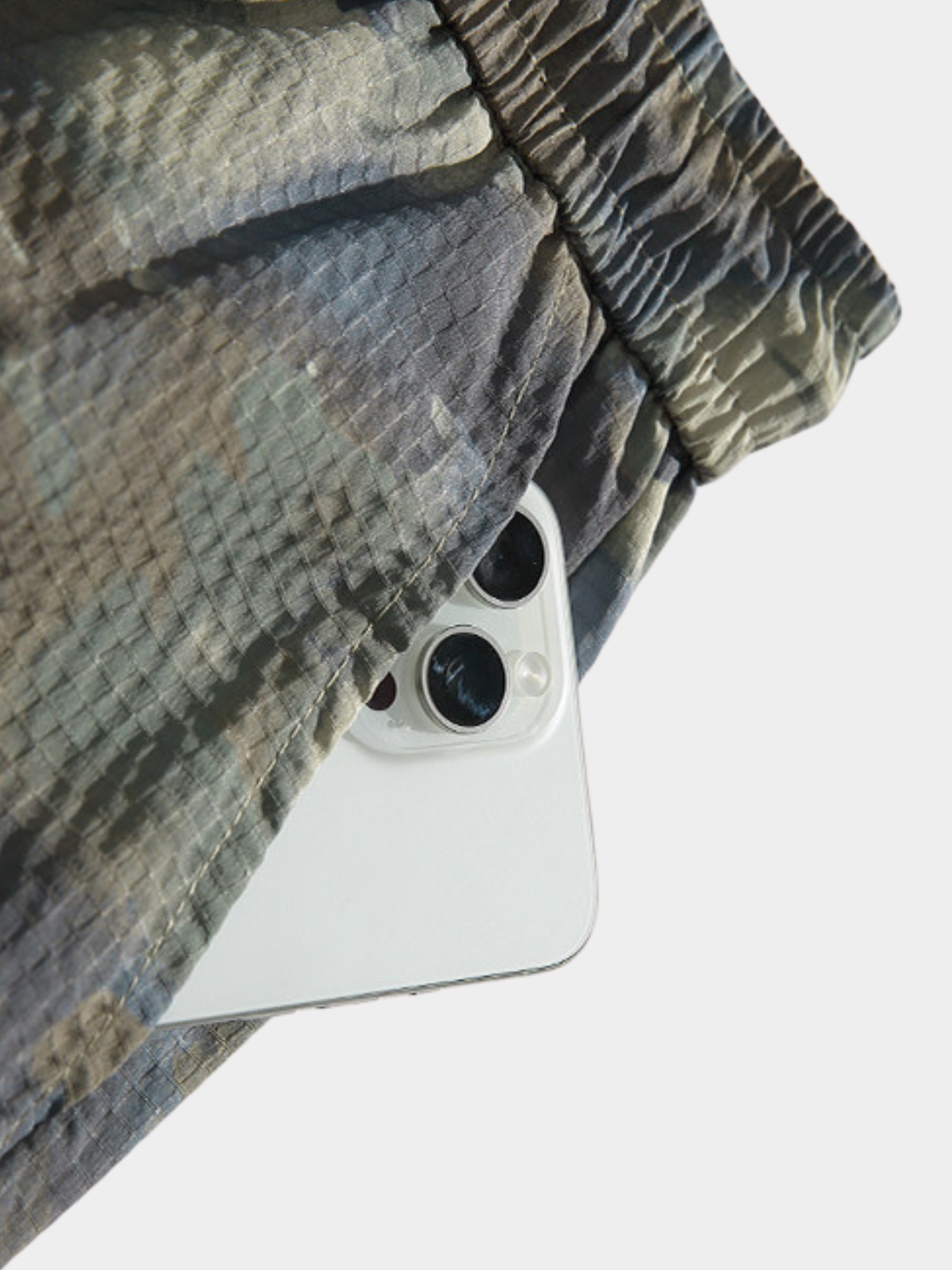 OwlCliff - Triple-Protection Water-Repellent Camo Cargo Pants