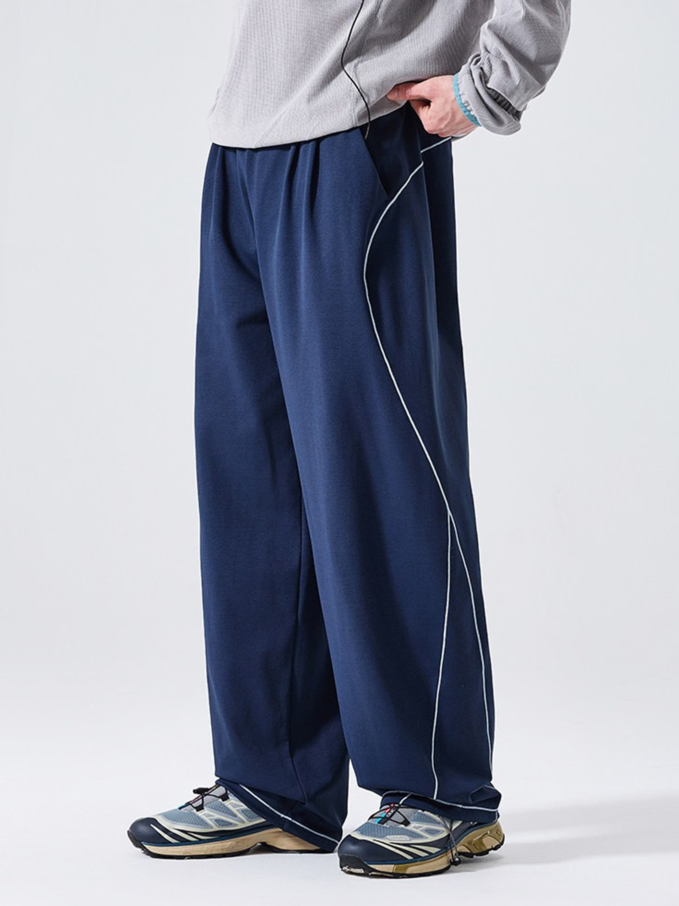 HawkDeck - Lightweight Knit Curved-Leg Paratrooper Pants