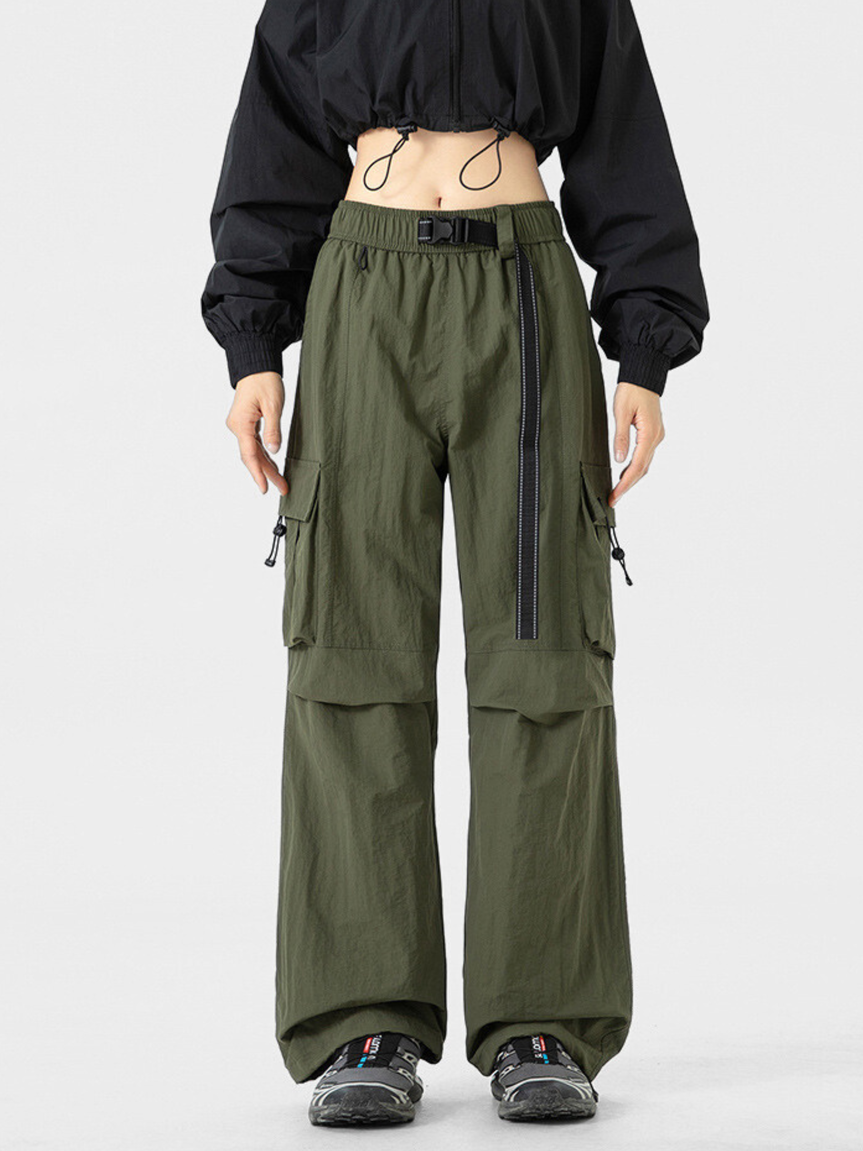 Wildearth - Unisex Water-Repellent Lightweight Durable Paratrooper Pants