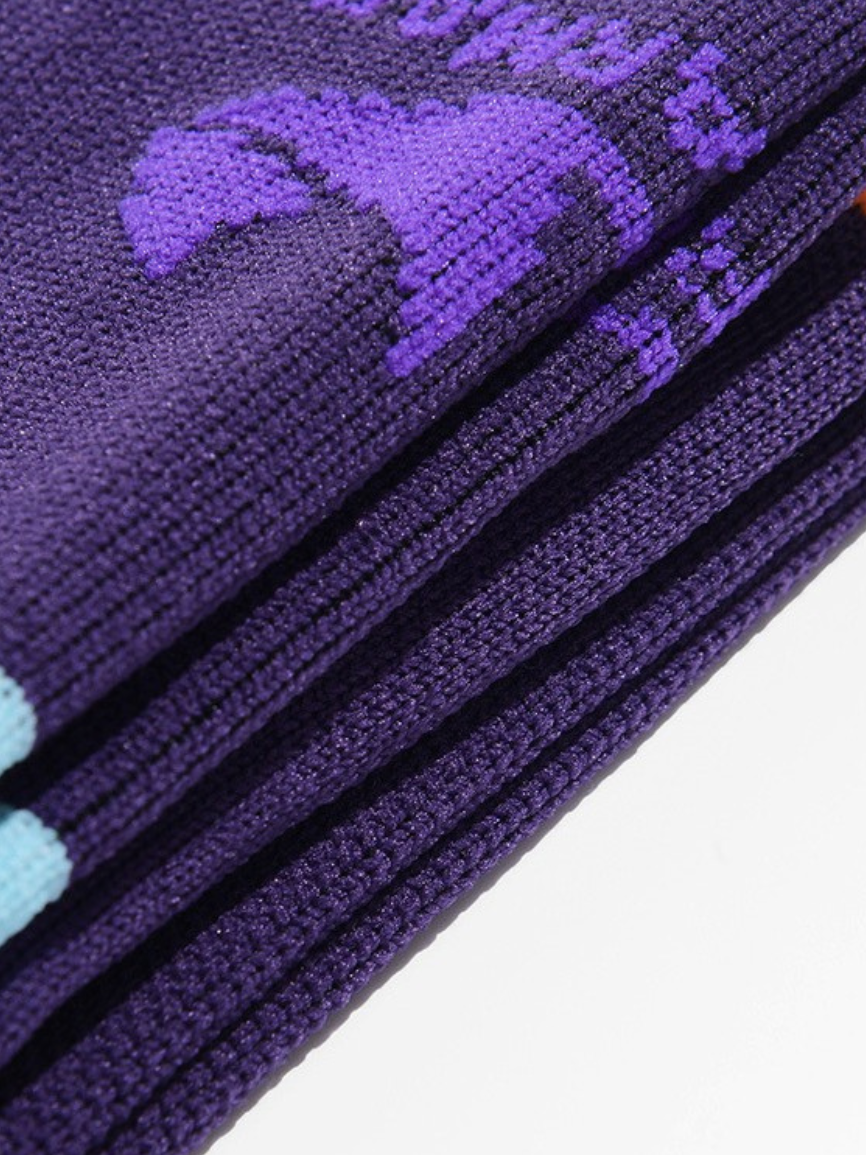 LynxBoard - Unisex Antibacterial Anti-Pilling Moisture-Wicking Calf Socks