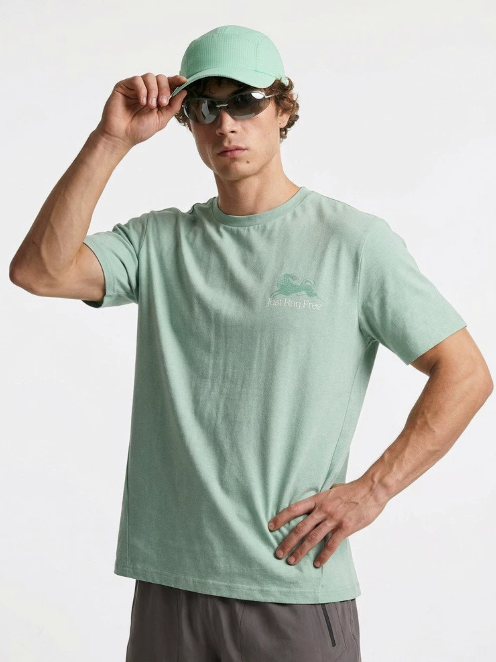 FogLift - Men's UPF50+ Protection Cooling Breathable T-Shirt