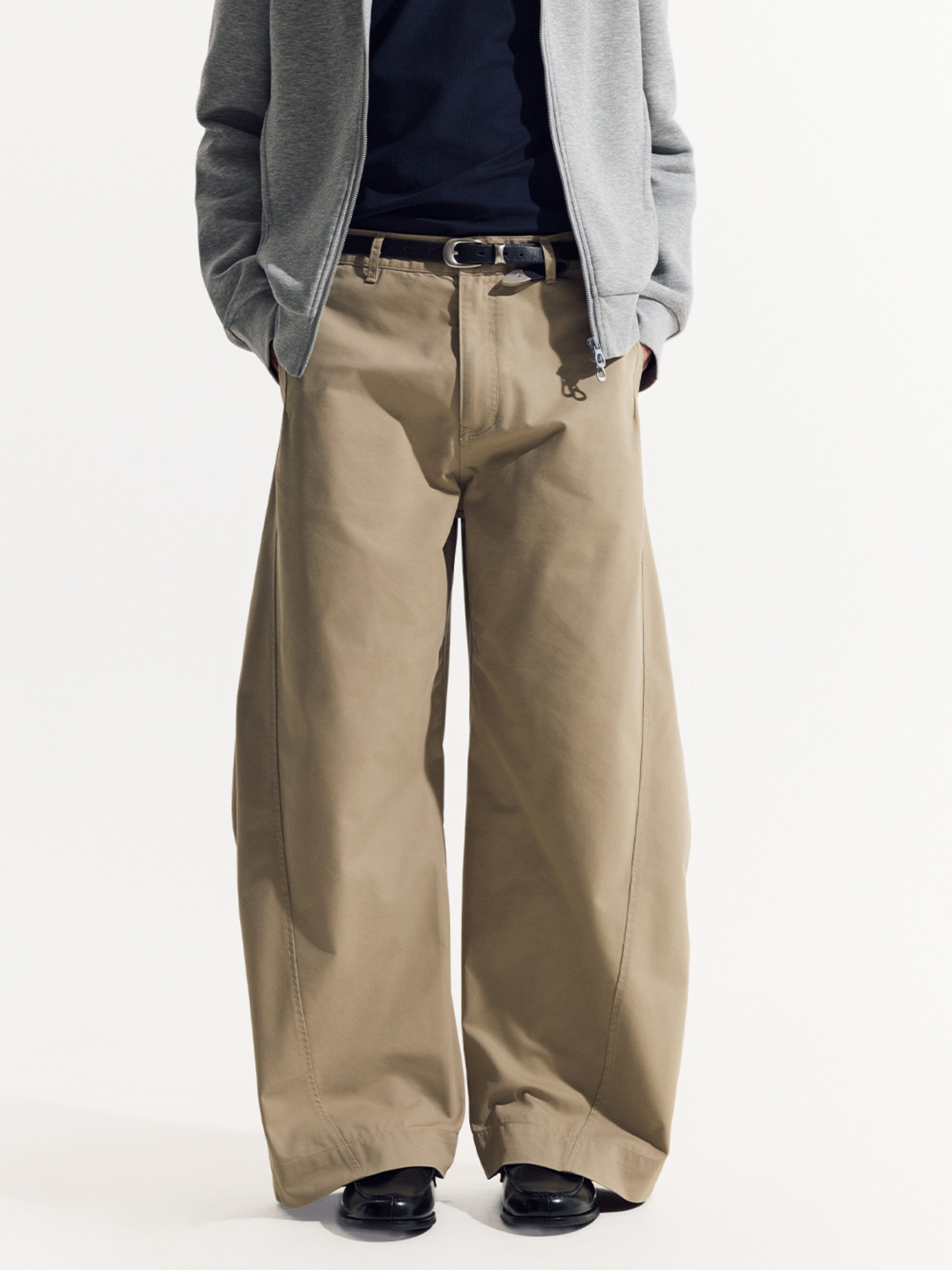 EagleView - Unisex Minimalist Wide-Cut Bamboo Wool Curved Pants
