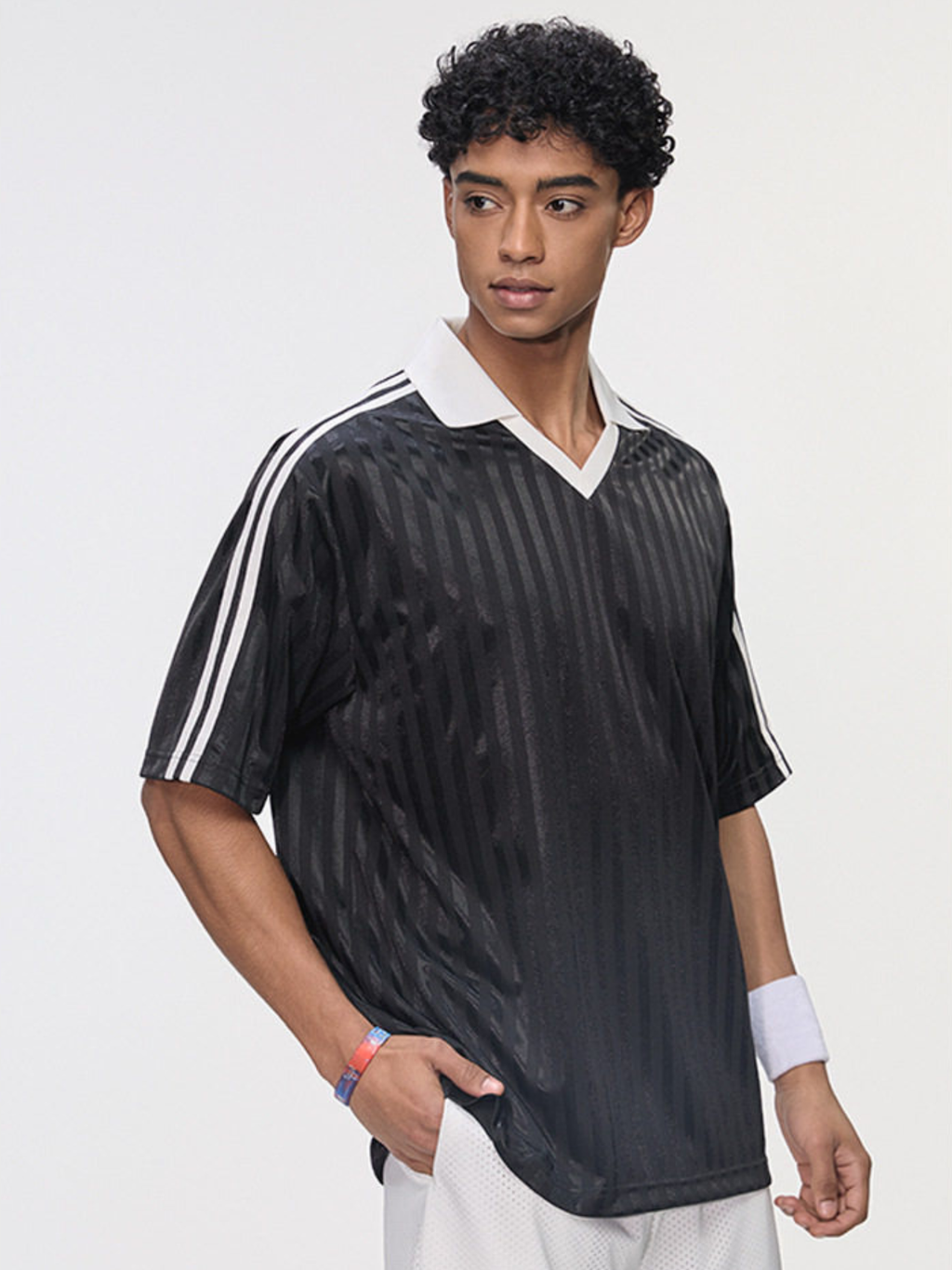 DashFit - Unisex Lightweight Striped V-Neck T-Shirt