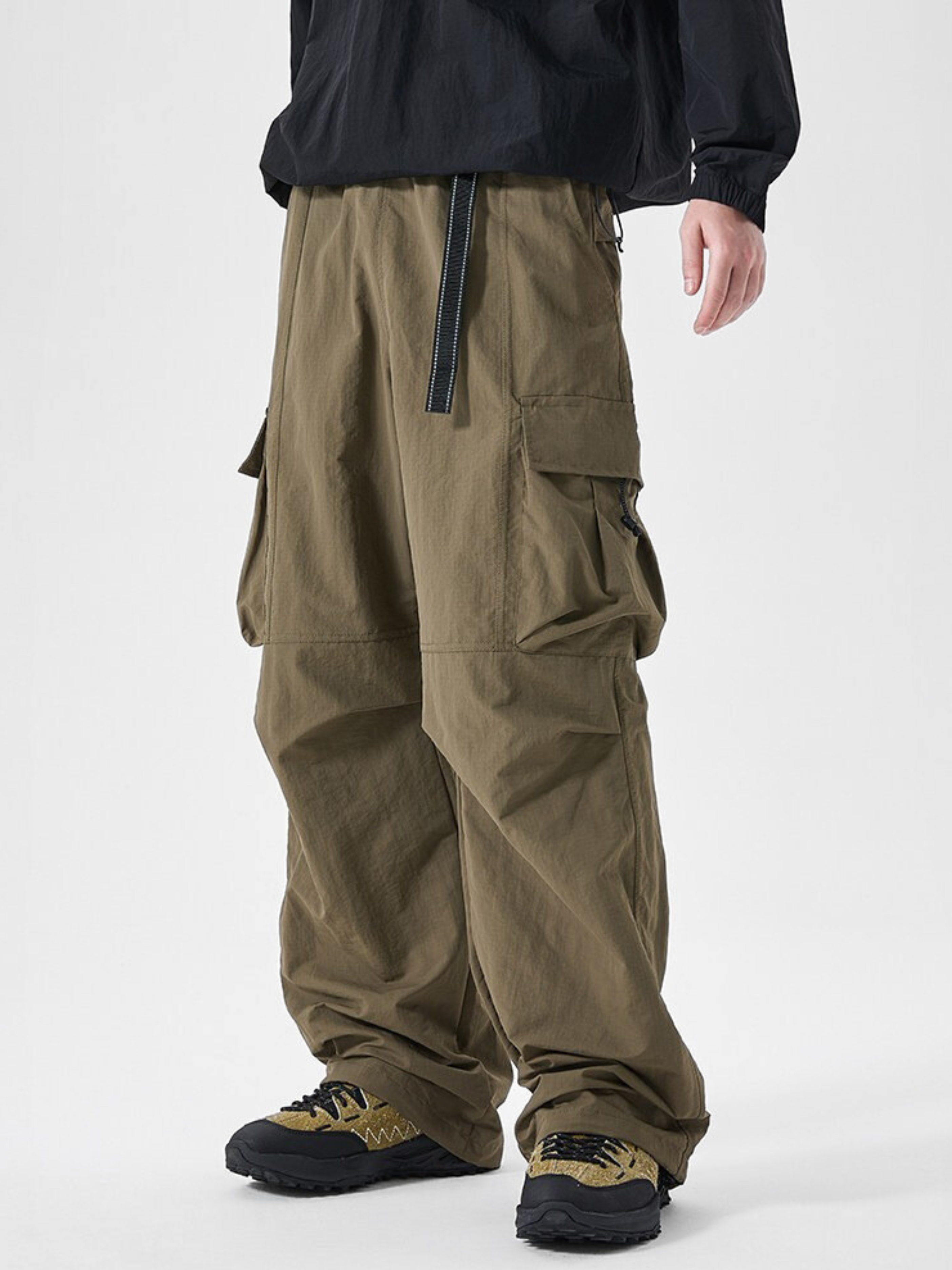 Wildearth - Unisex Water-Repellent Lightweight Durable Paratrooper Pants