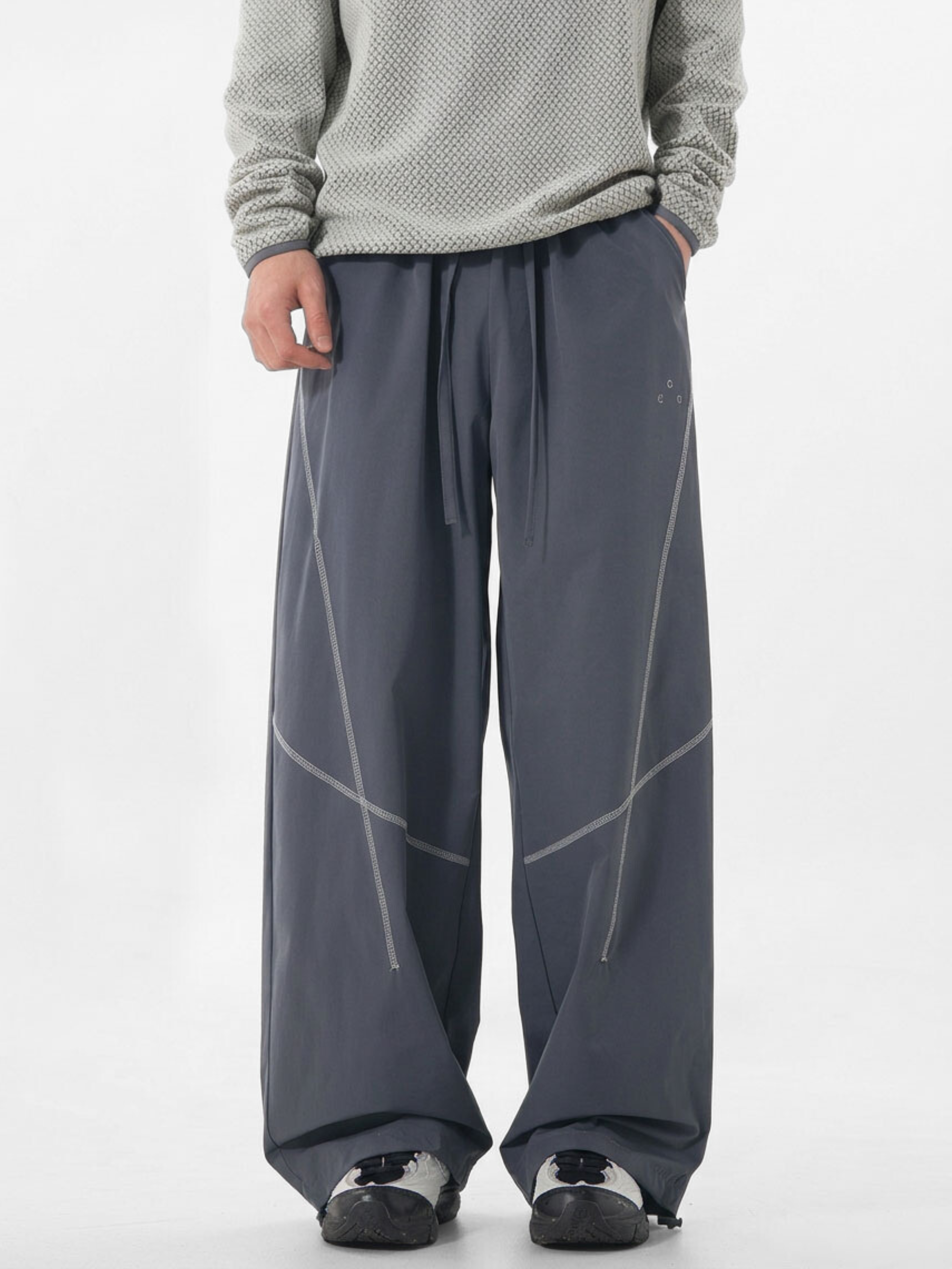 Frostspire - Contrast Cross-Line Adjustable Paratrooper Pants