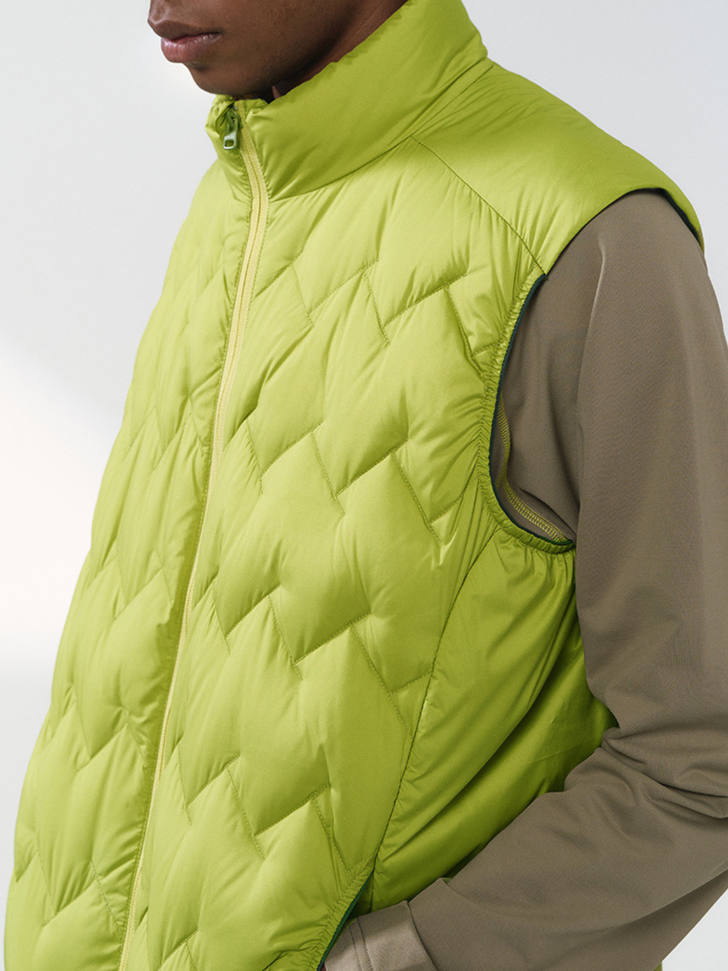 Wilderstone - Unisex 90% Down Lightweight Sorona® Down Vest