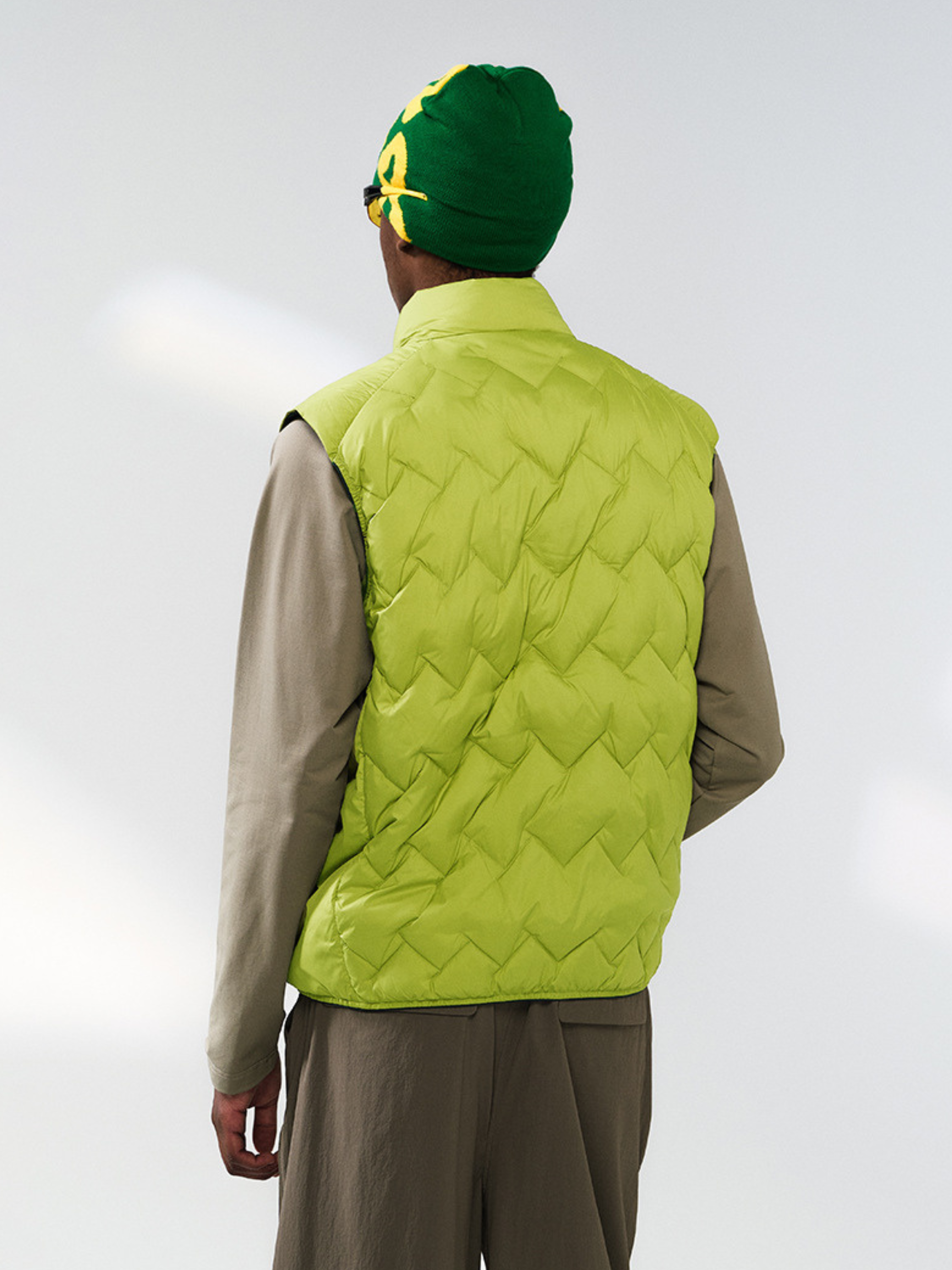 Wilderstone - Unisex 90% Down Lightweight Sorona® Down Vest