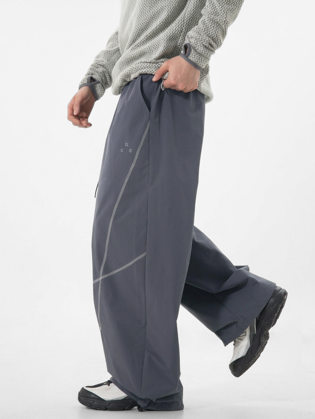 Frostspire - Contrast Cross-Line Adjustable Paratrooper Pants