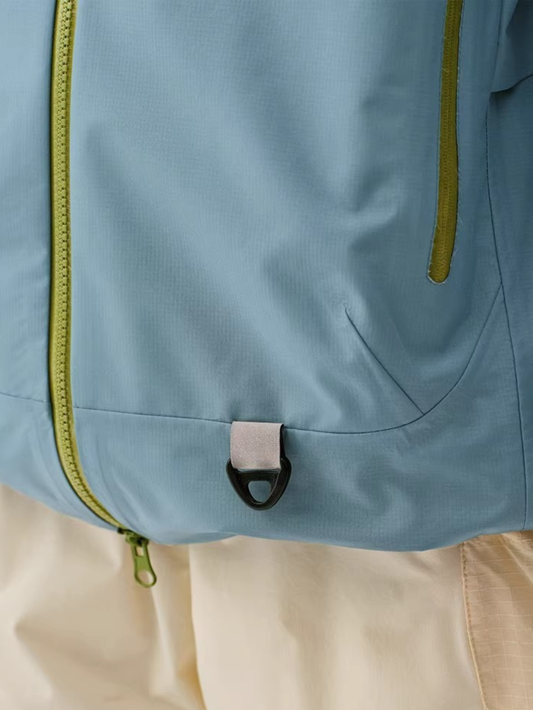 AshNest - Windproof & Waterproof Hard Shell Jacket
