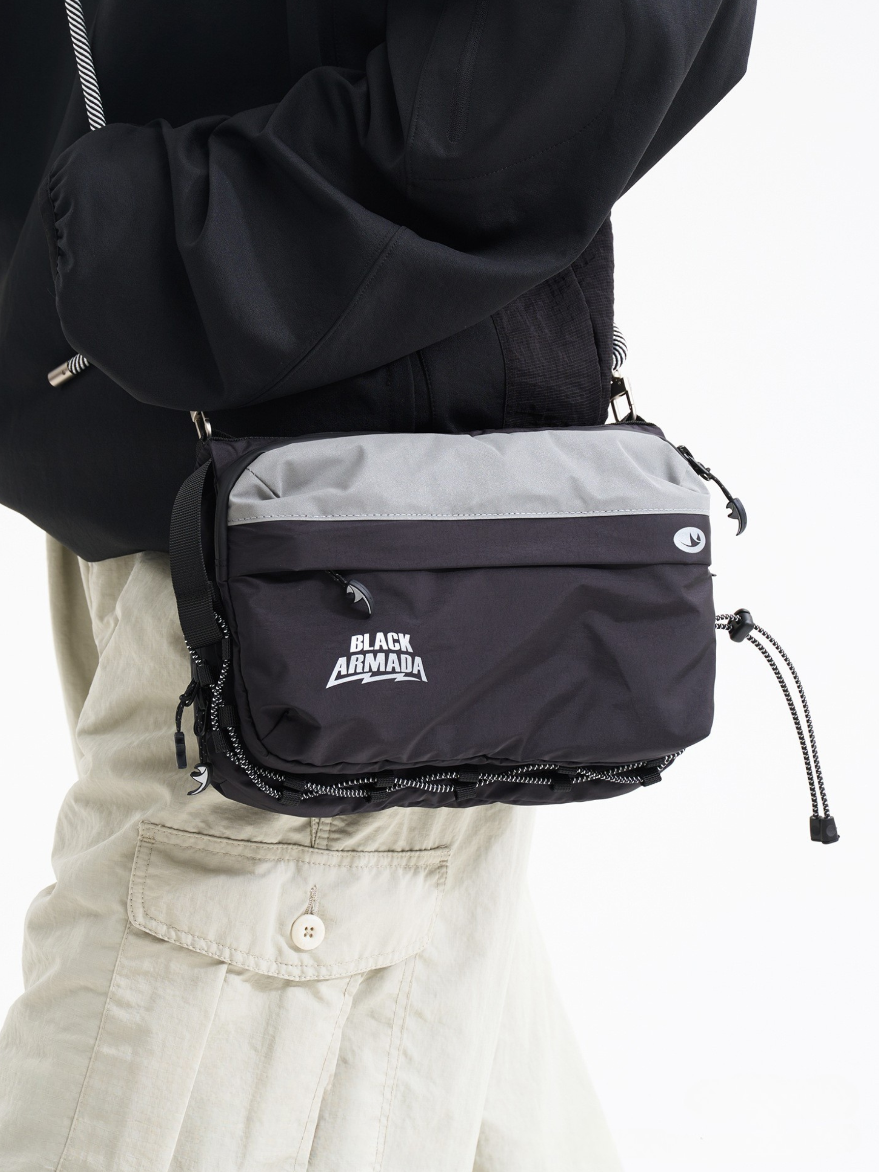 Massif - Water-Repellent Portable Crossbody Hiking Bag