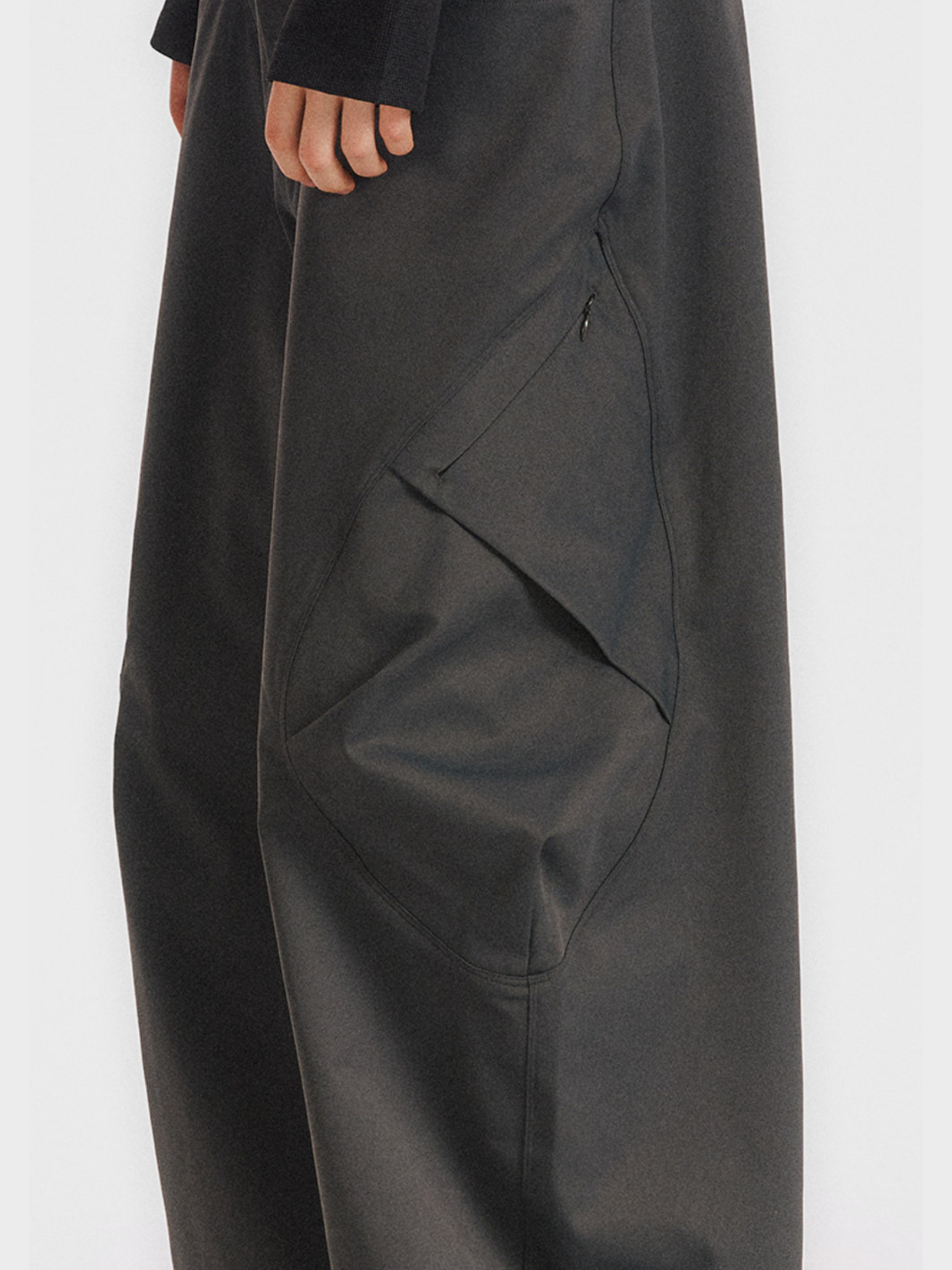 Breccia - Unisex Wrinkle-Resistant Utility Balloon Cargo Pants