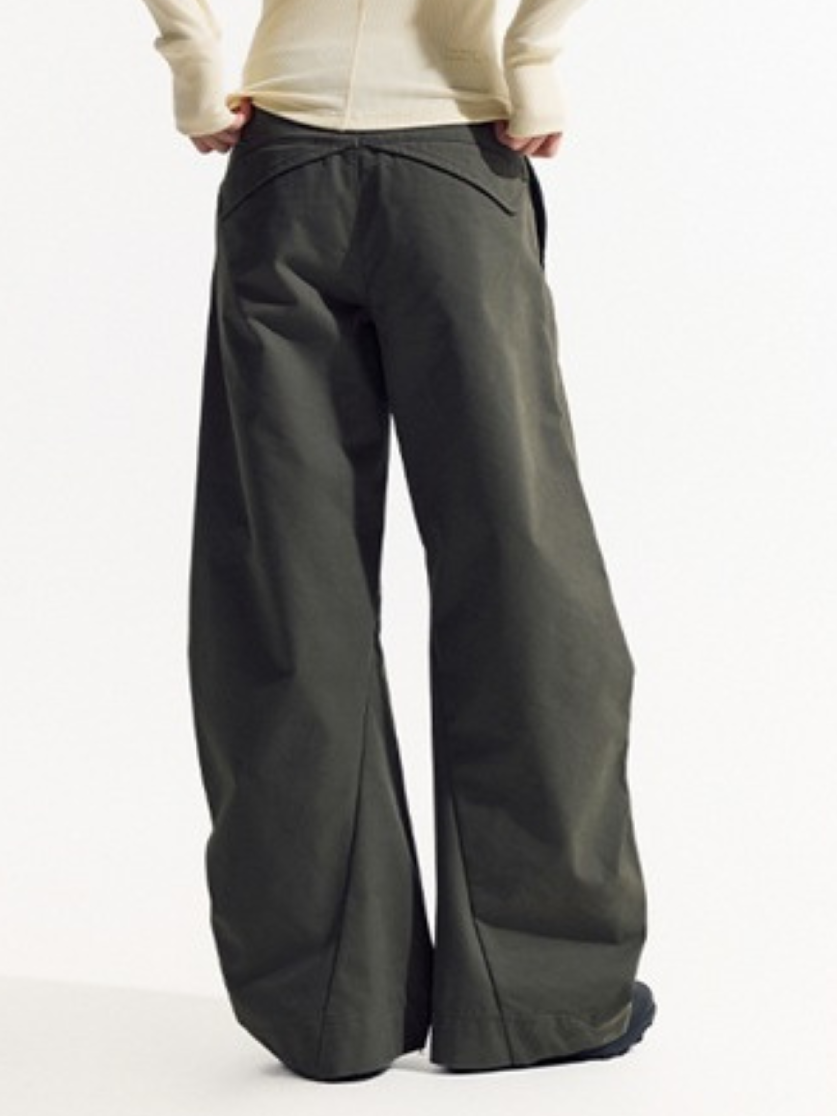 EagleView - Unisex Minimalist Wide-Cut Bamboo Wool Curved Pants