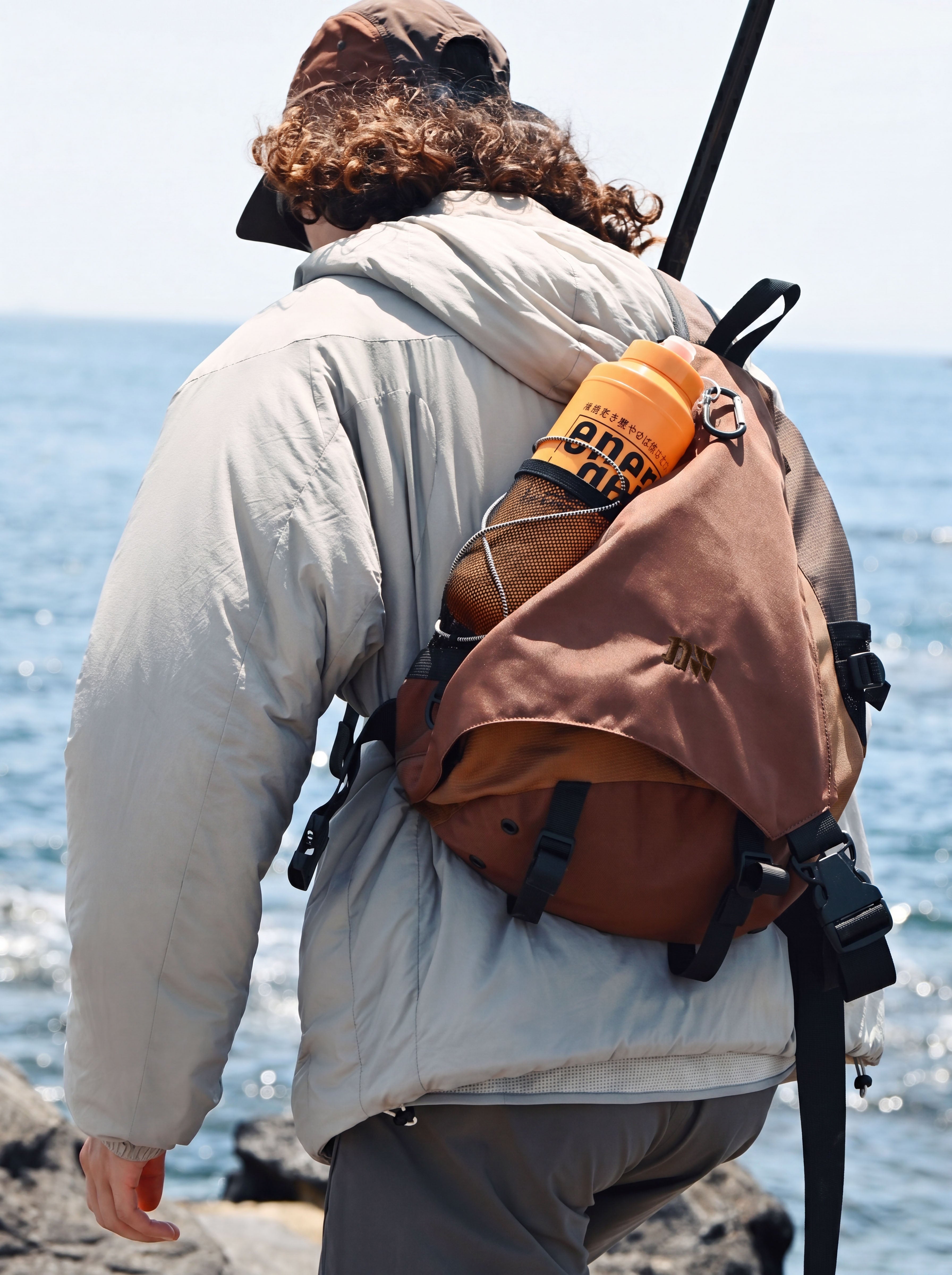 LightTorch - Water-Repellent Lightweight Crossbody Bag