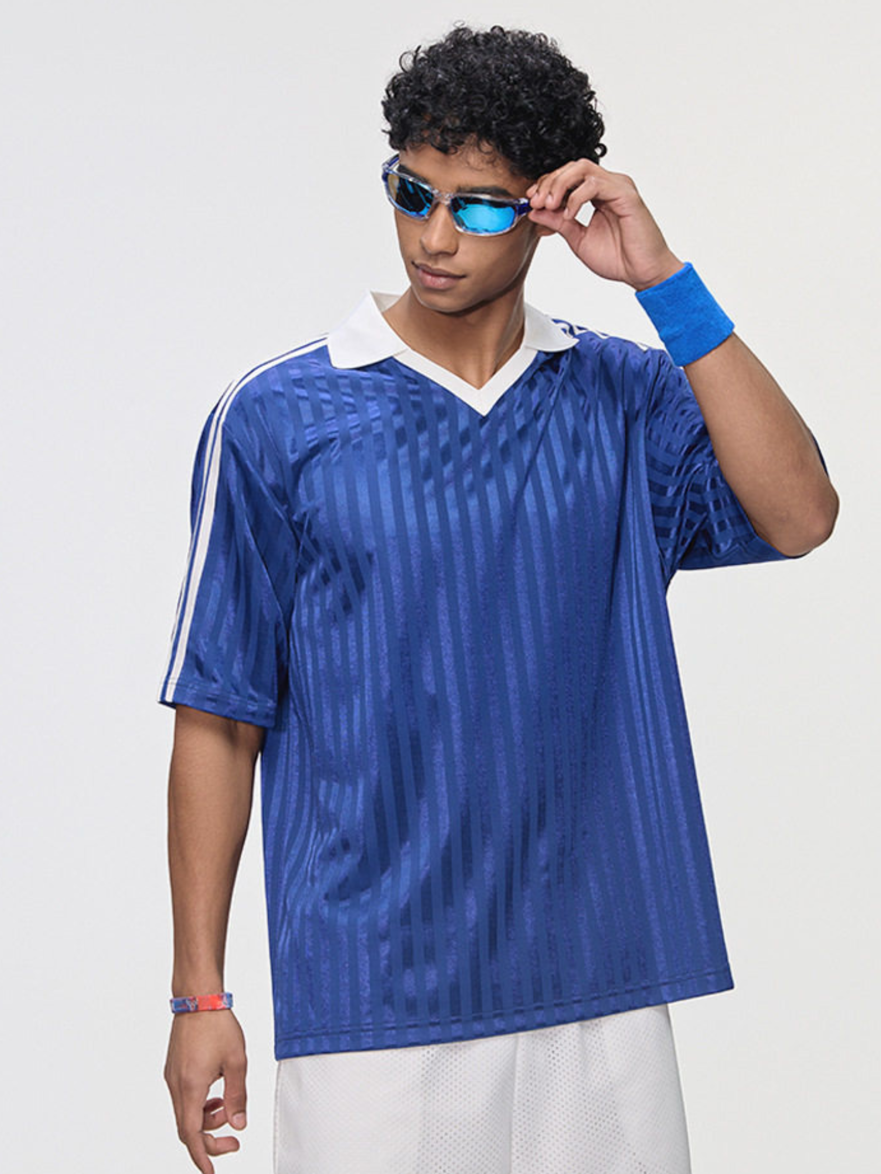 DashFit - Unisex Lightweight Striped V-Neck T-Shirt