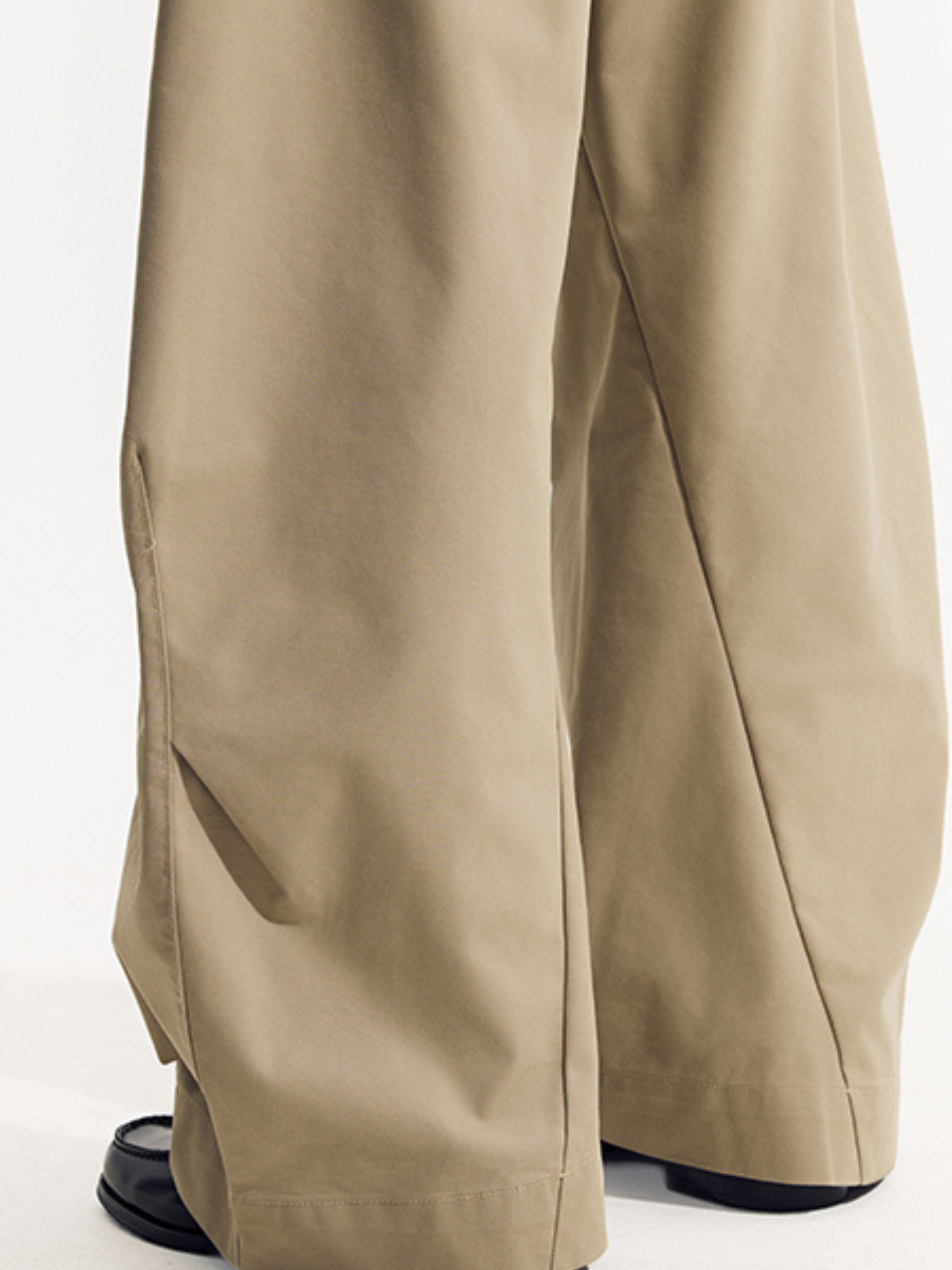 EagleView - Unisex Minimalist Wide-Cut Bamboo Wool Curved Pants