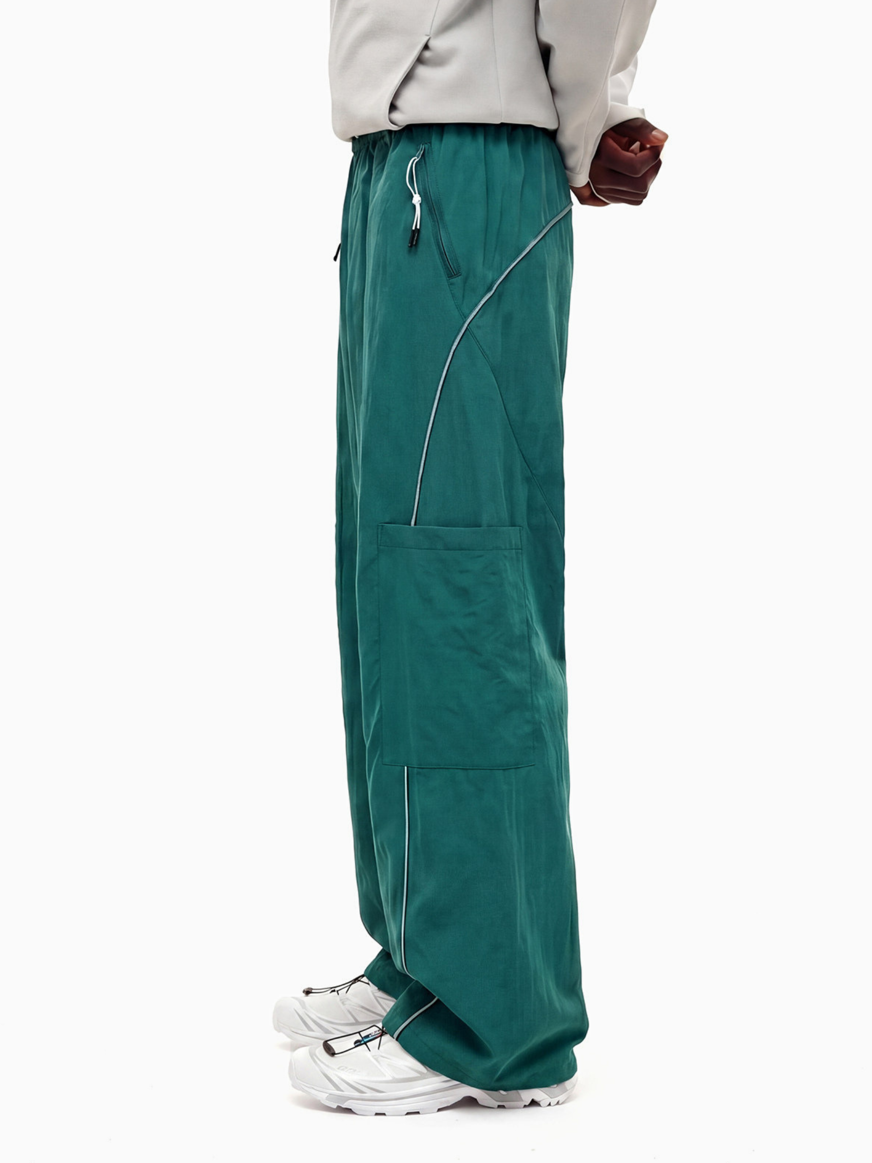Resilio - Unisex Lightweight Straight-Leg Parachute Cargo Pants
