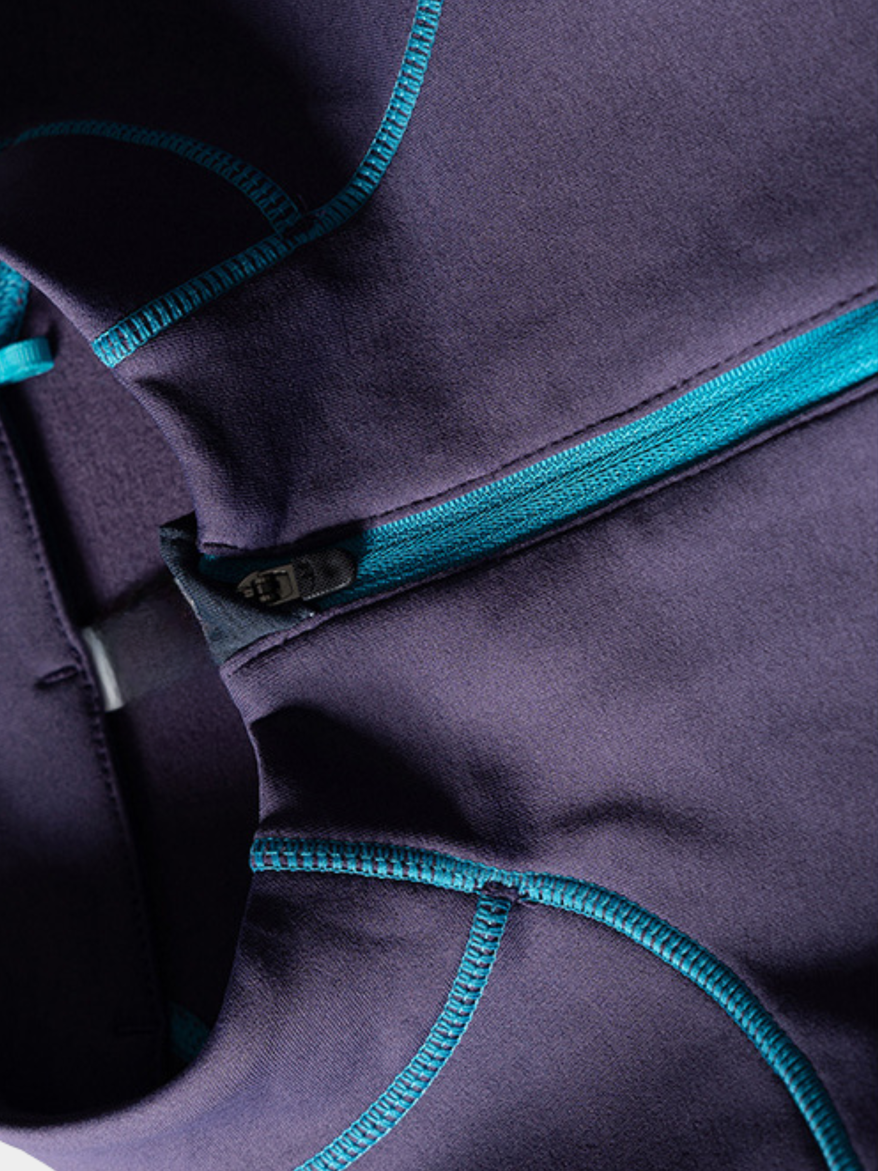 GorgePeak - Antistatic Moisture-Wicking Contrast Long Sleeve