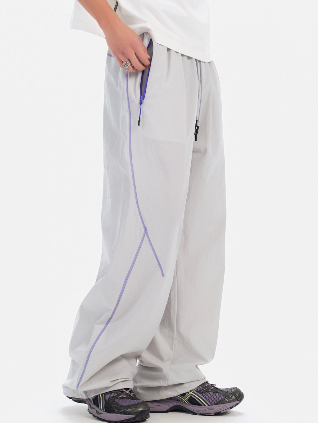 Oakfall - Water-Repellent Contrast Stitch Wide-Leg Pants